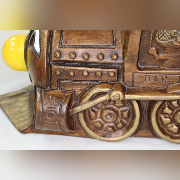 Vintage Treasure Craft B & R R.R. No.9 Train Cookie Jar - Charming 1970s Ceramic - Picture 5 of 16